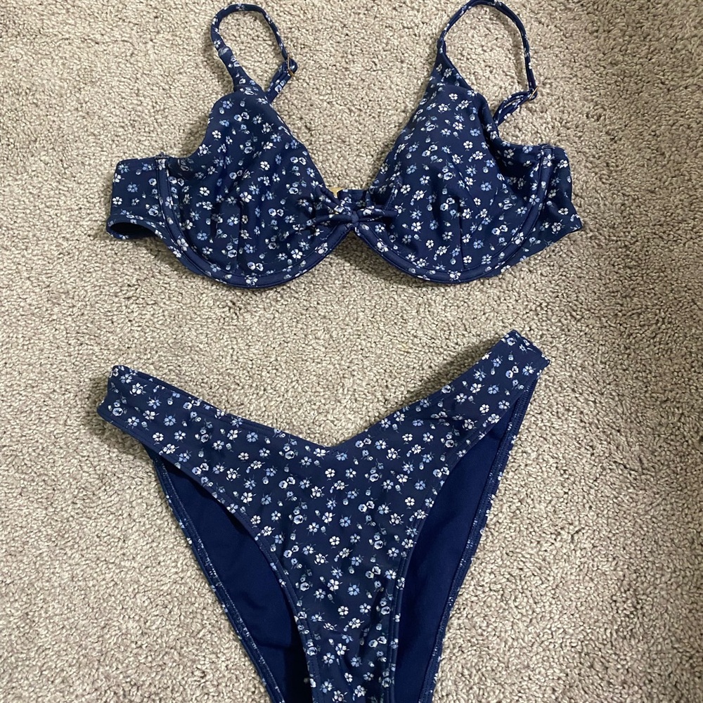 Hollister Floral Bikini Set in Navy Blue